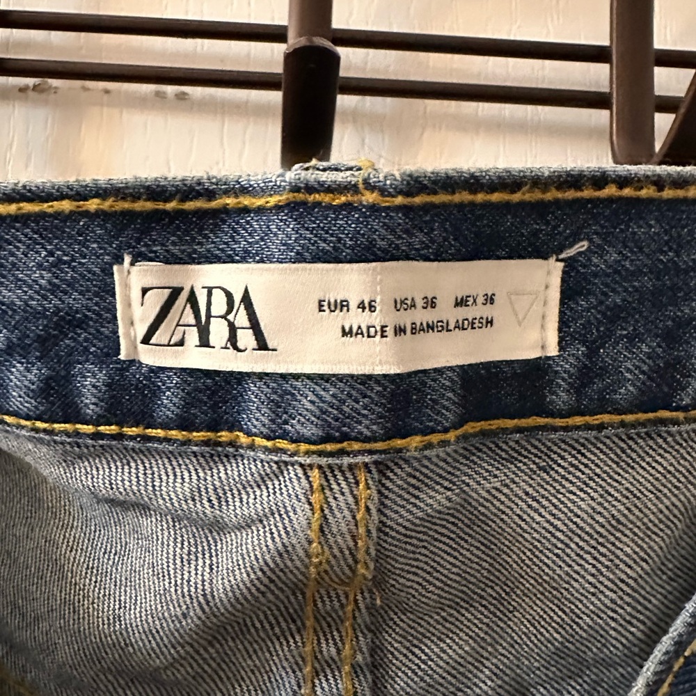 Zara Men's Relaxed Dark Blue Denim Jeans - Picture 4 of 4
